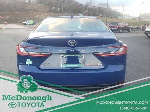 Certified 2025 Toyota Camry LE image 7