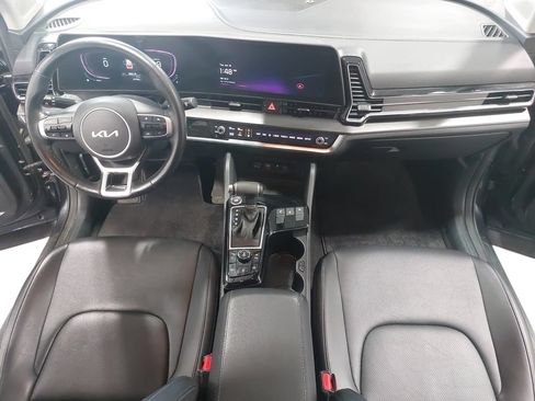 Used 2023 Kia Sportage EX AWD/4WD image 9
