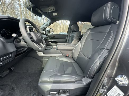 New 2026 Toyota Tundra Limited AWD/4WD image 37