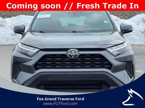 Used 2025 Toyota RAV4 XLE image 33
