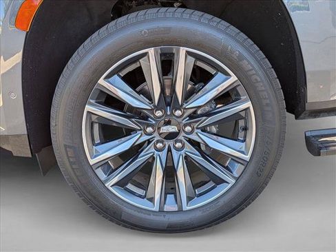 Used 2021 Cadillac Escalade ESV Sport w/ Driver Assist Tech Package AWD/4WD image 25