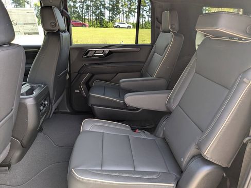 New 2026 Chevrolet Suburban Premier w/ Sun And Tow Package image 13