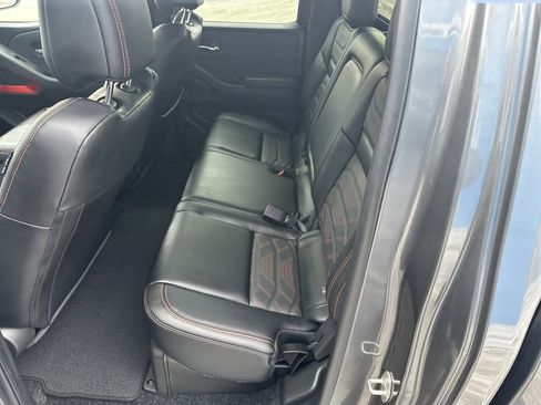 Used 2025 Nissan Frontier PRO-4X w/ Pro Premium Package image 8