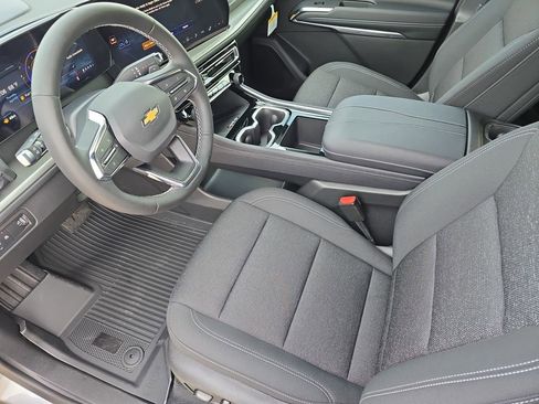 New 2026 Chevrolet Traverse LT FWD image 17