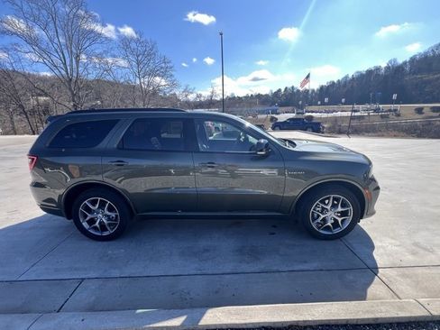 New 2026 Dodge Durango GT image 2