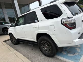 Used 2019 Toyota 4Runner SR5 Premium AWD/4WD video 1