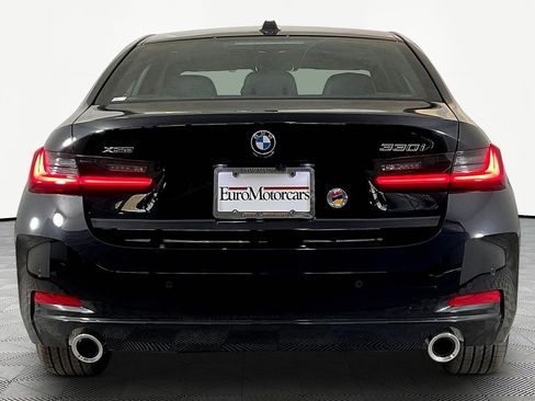 New 2026 BMW 330i xDrive Sedan w/ Premium Package AWD/4WD image 5