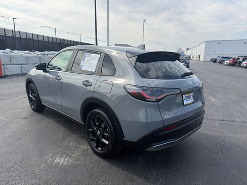 Used 2024 Honda HR-V Sport image 4