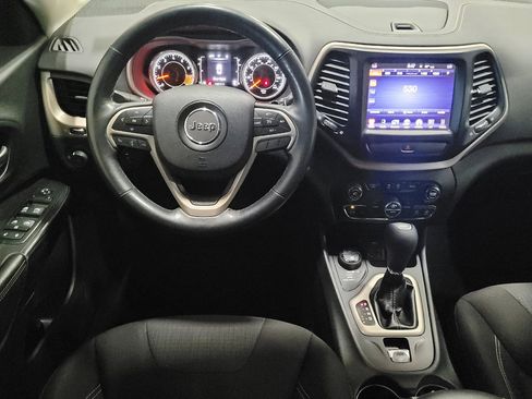 Used 2015 Jeep Cherokee Latitude w/ Comfort/Convenience Group AWD/4WD image 22