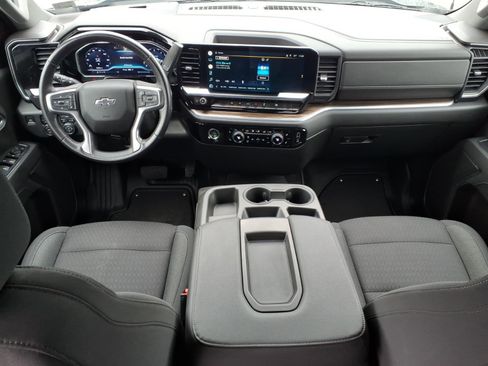 Certified 2022 Chevrolet Silverado 1500 RST w/ Protection Package AWD/4WD image 13