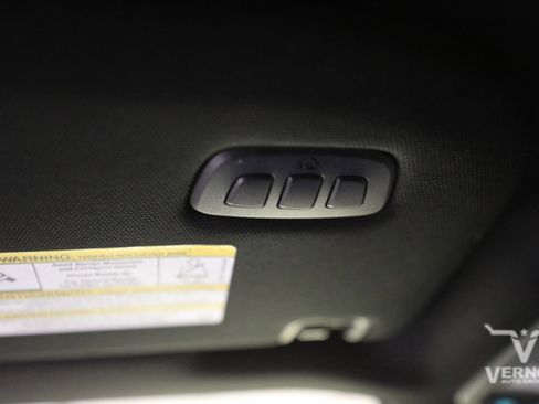 Used 2022 Ford Expedition Limited image 29