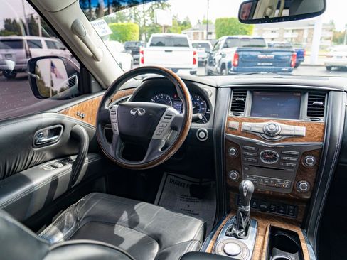Used 2015 INFINITI QX80 2WD image 25
