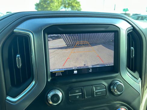 Used 2019 GMC Sierra 1500 SLT image 15