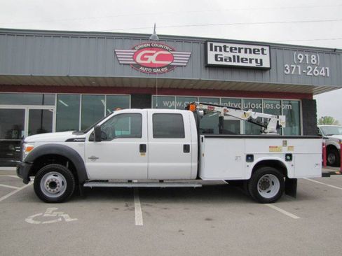 Used 2012 Ford F550 2WD Crew Cab Super Duty w/ Payload Upgrade Pkg image 2