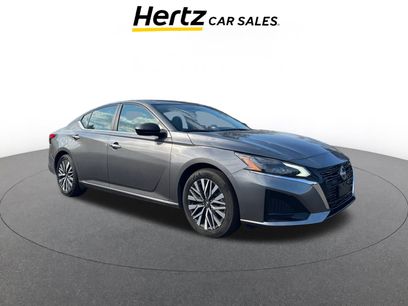 Used 2024 Nissan Altima 2.5 SV