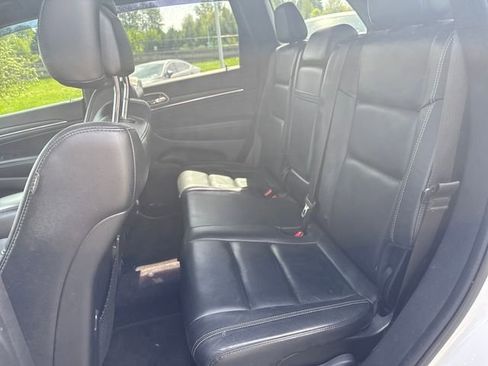 Used 2017 Jeep Grand Cherokee Limited AWD/4WD image 14