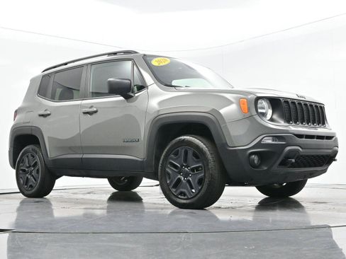 Used 2020 Jeep Renegade Sport image 41