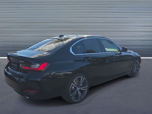 Used 2024 BMW 330i xDrive Sedan w/ Premium Package image 3