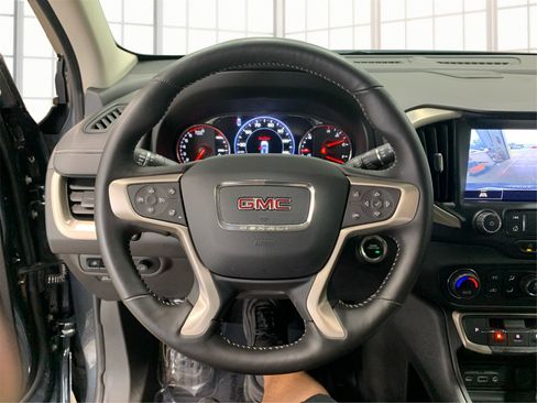 Used 2022 GMC Terrain Denali image 17