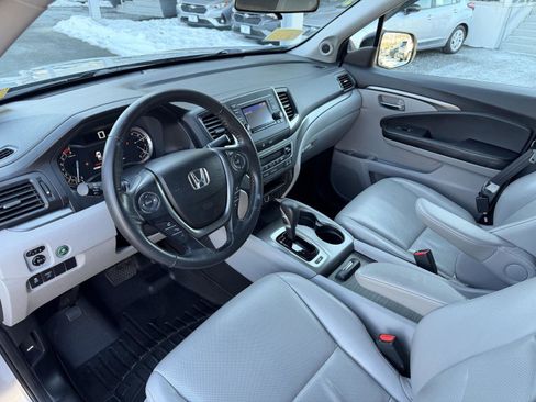 Used 2017 Honda Ridgeline RTL image 14