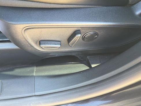 Used 2025 Ford Escape ST-Line image 21