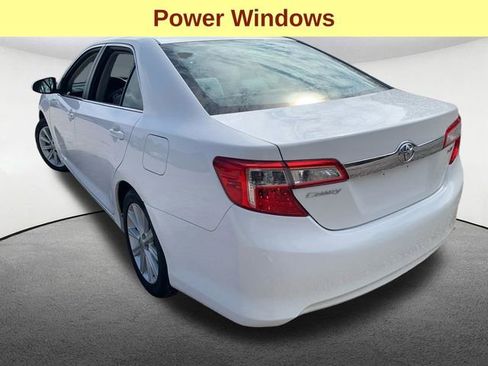 Used 2013 Toyota Camry XLE image 10