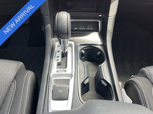 Used 2023 Subaru Ascent Premium w/ Convenience Package AWD/4WD image 15