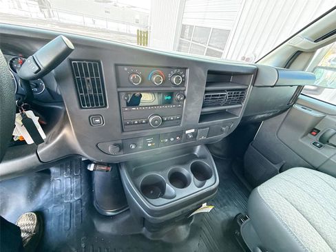 New 2025 Chevrolet Express 3500 w/ Power Convenience Package RWD image 18