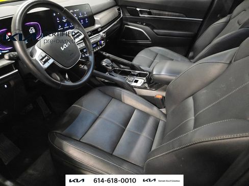Certified 2025 Kia Telluride EX image 17
