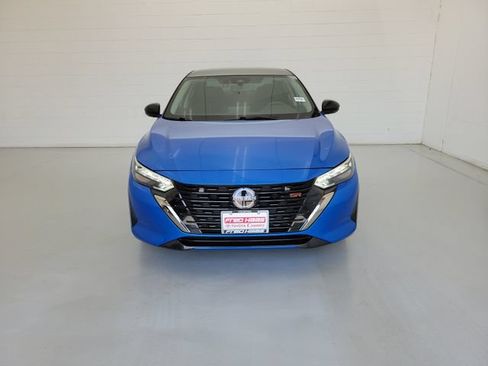Used 2024 Nissan Sentra SR FWD image 3
