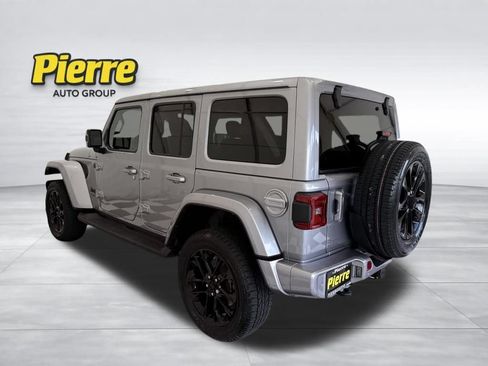 Used 2021 Jeep Wrangler Unlimited Sahara AWD/4WD image 2