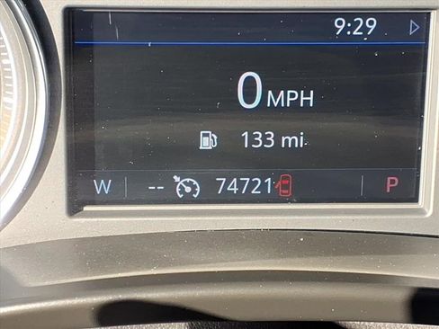 Used 2023 Buick Enclave Essence w/ Experience Buick Package image 25