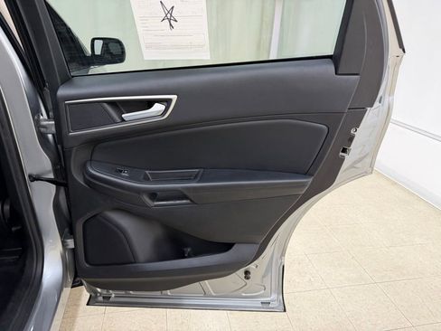 Used 2023 Ford Edge SEL w/ Convenience Package AWD/4WD image 13