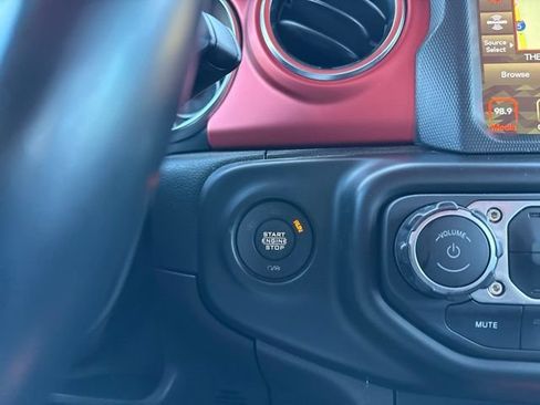 Used 2021 Jeep Wrangler Unlimited Rubicon w/ Uconnect 4C Nav & Sound Group AWD/4WD image 29