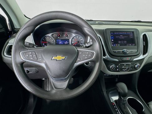 Used 2022 Chevrolet Equinox LT FWD image 10