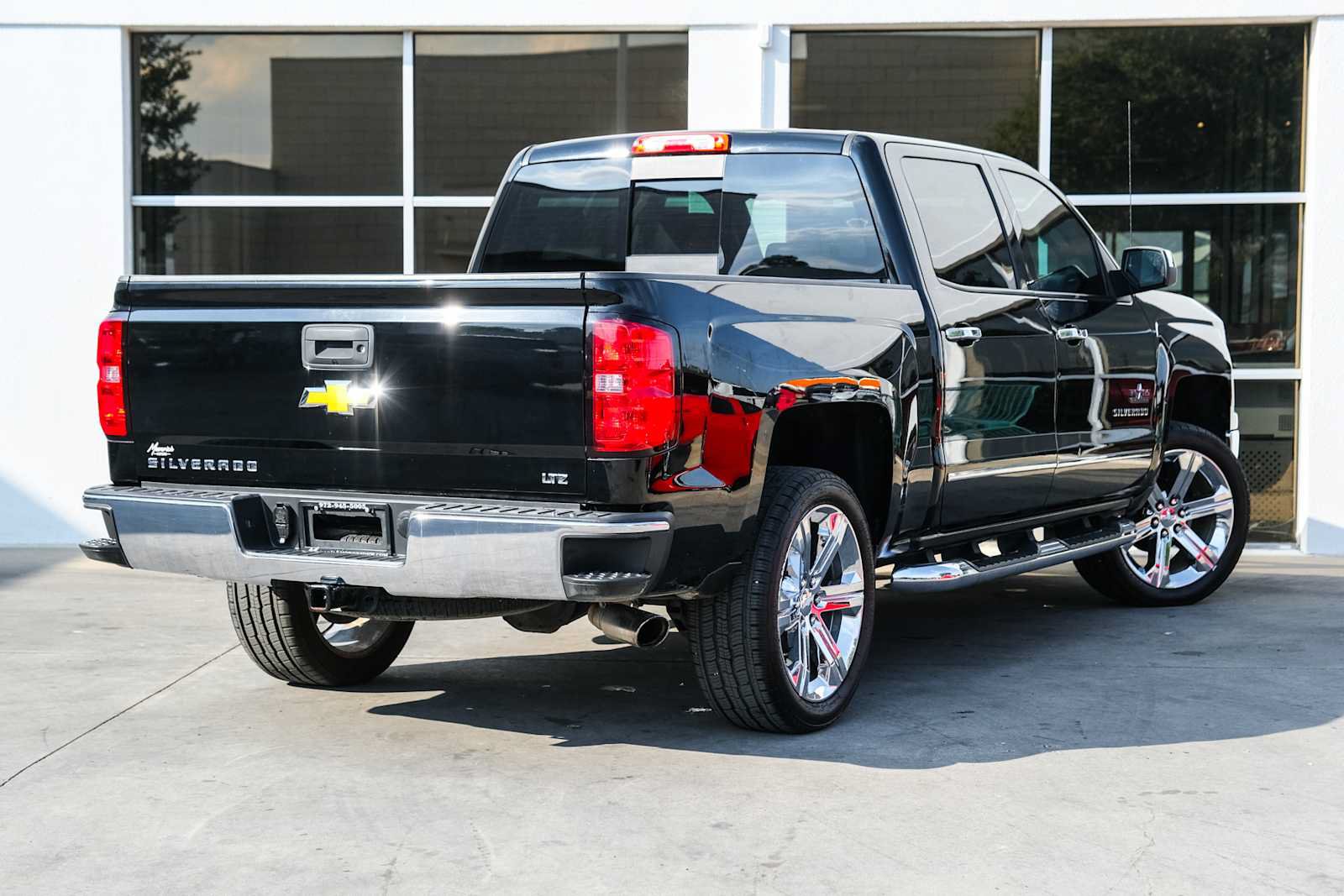 Used 2014 Chevrolet Silverado 1500 LTZ w/ Texas Edition, 1LZ Trim RWD image 9