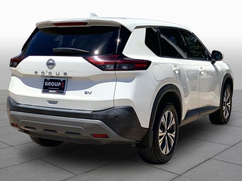 Used 2021 Nissan Rogue SV FWD image 13