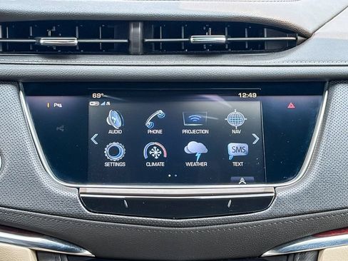 Used 2019 Cadillac XT5 Luxury FWD image 14