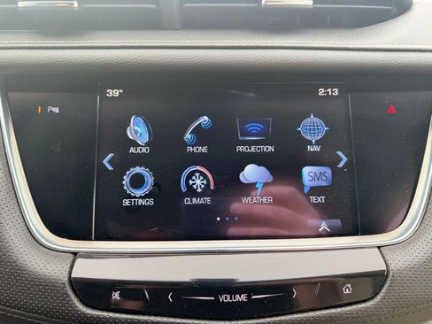 Used 2018 Cadillac XT5 Luxury image 31