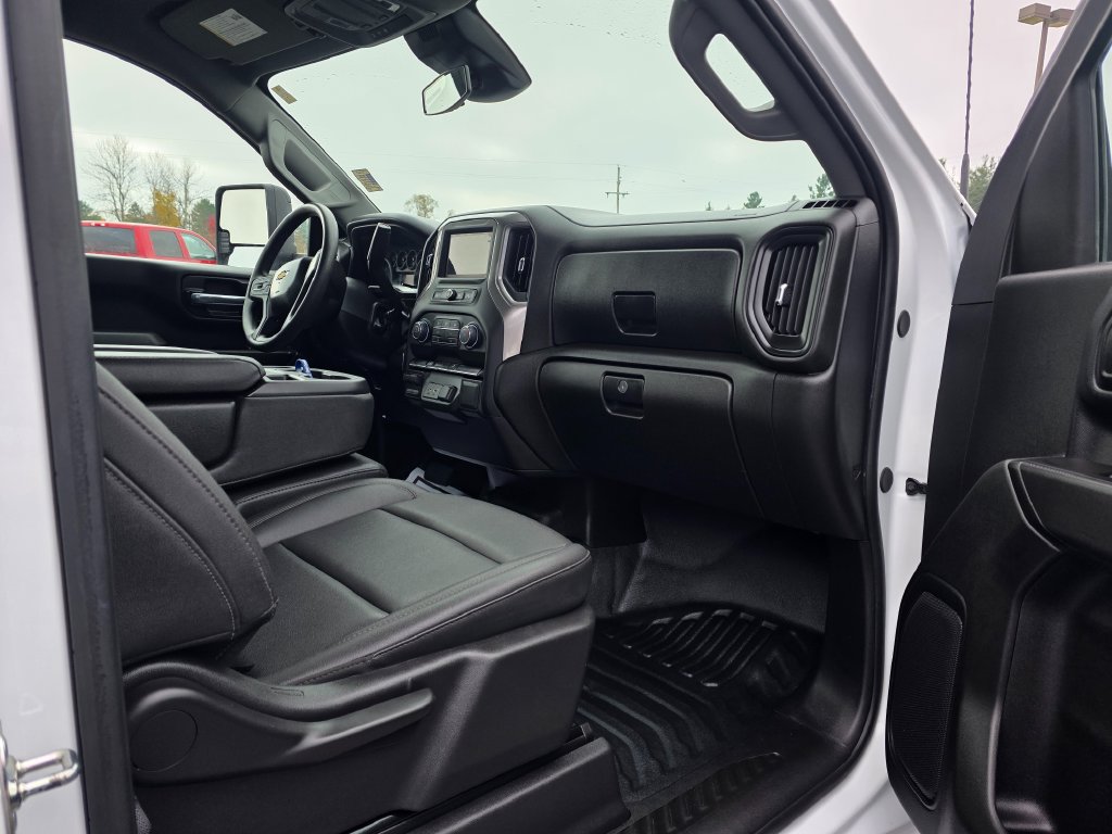 Used 2026 Chevrolet Silverado 2500 W/T w/ Snow Plow Prep/Camper Package AWD/4WD image 23