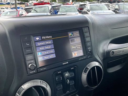 Used 2017 Jeep Wrangler Unlimited Sport AWD/4WD image 31