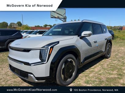 New 2026 Kia EV9 Land