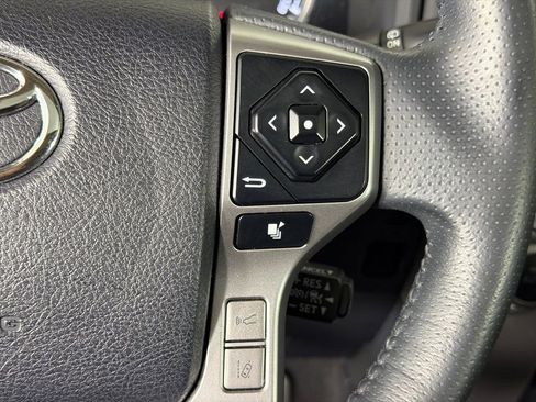 Used 2022 Toyota 4Runner Limited image 27