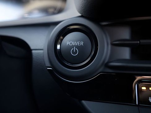 New 2025 Toyota Crown Signia w/ Advanced Technology Package image 10