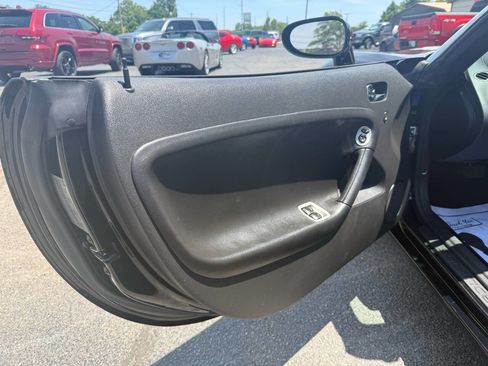 Used 2007 Pontiac Solstice Convertible w/ Premium Package RWD image 31