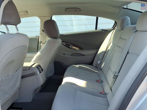Used 2011 Buick LaCrosse CX FWD image 8