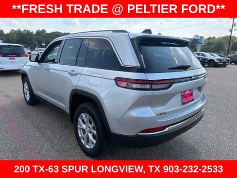 Used 2023 Jeep Grand Cherokee Limited AWD/4WD image 11