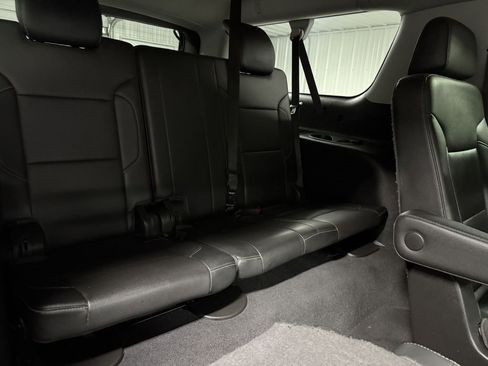 Used 2020 GMC Yukon XL SLT image 34