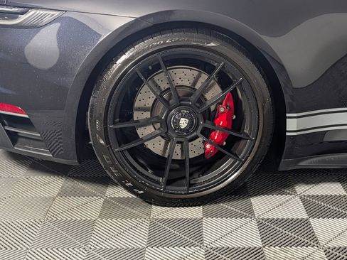 Certified 2024 Porsche 911 Carrera GTS RWD image 13