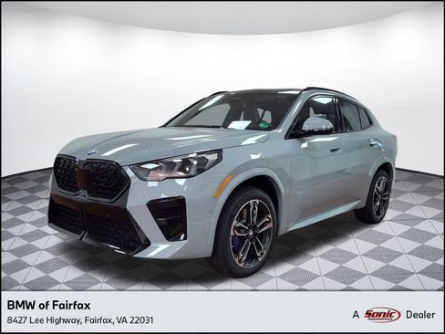 Used 2025 BMW X2 xDrive28i w/ Premium Package image 1